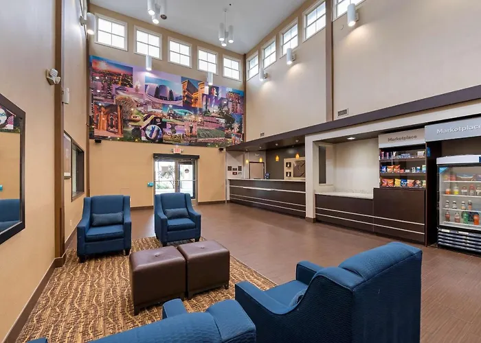 Comfort Expo Center 4*