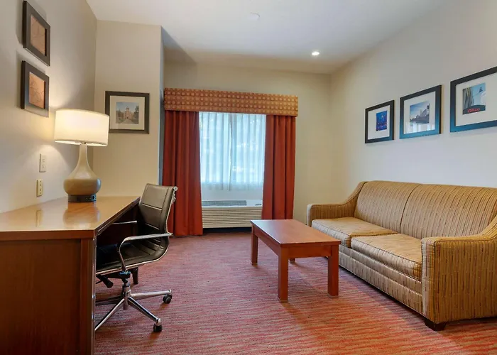 Hotel Comfort Expo Center