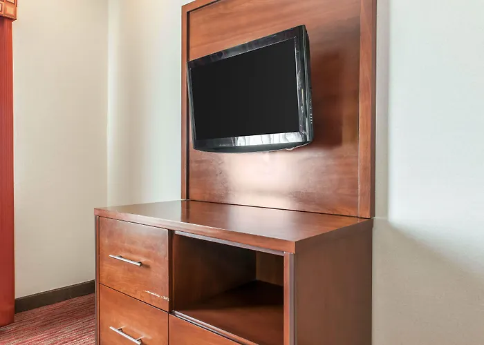 Hotel Comfort Expo Center