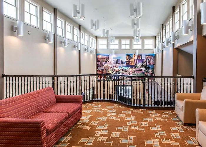 Comfort Expo Center Hotel 4*